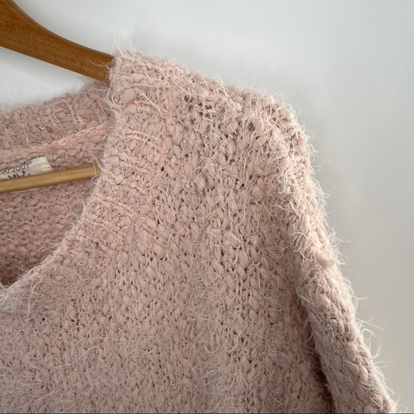 Rhapsody blush pink chunky sweater - Picture 3 of 8